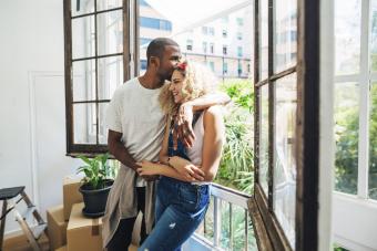 21 Engagement Photo Ideas That Show the World Your Bond