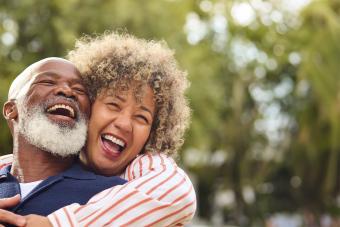 https://cf.ltkcdn.net/www/images/slide/358392-850x566-Loving-Senior-Couple-Hugging-Outdoors-2450097227.jpg