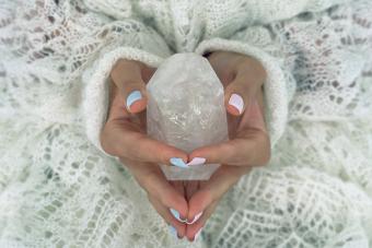 6 Ways to Meditate With Crystals: Tools for Transformation